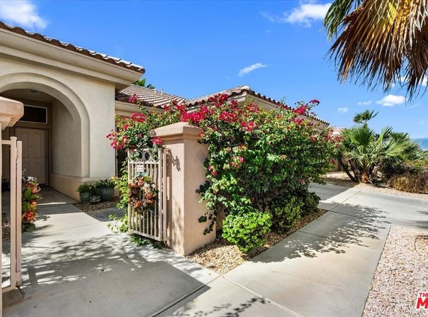 78649 Waterfall Dr, Palm Desert, CA 92211