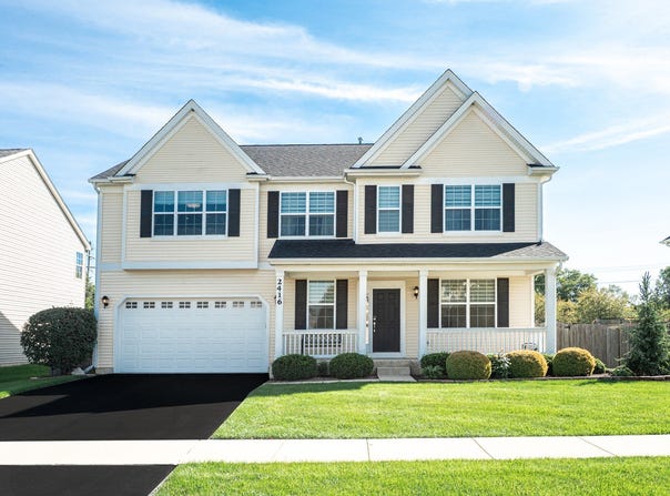 2416 Heron Lane, Wauconda, IL 60084