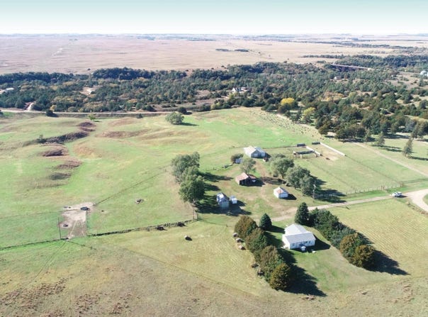 87616 Main St, Long Pine, NE 69217