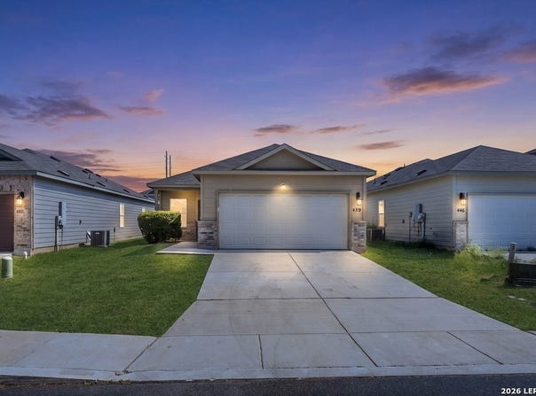 450 Pleasanton Spring, San Antonio, TX 78221