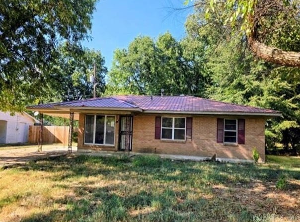 508 N Ridge Drive, West Helena, AR 72390
