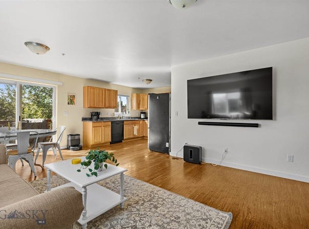 1004 Cruiser Lane, Belgrade, MT 59714