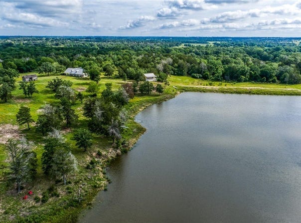 1237 Private Road 2181, GIDDINGS, TX 78942