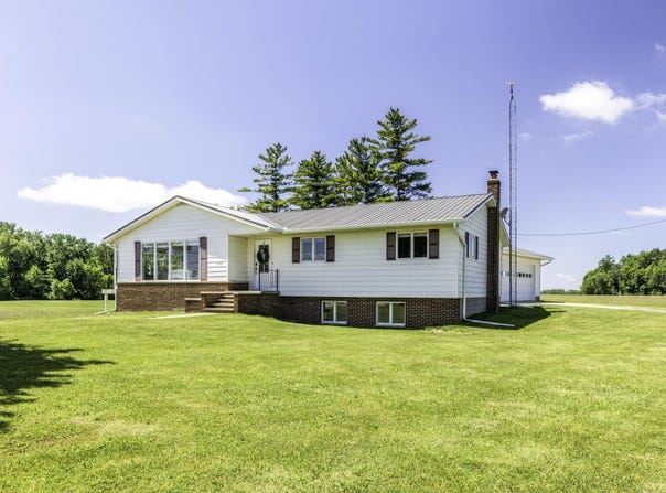 2481 N Ruth Road, Deckerville, MI 48427