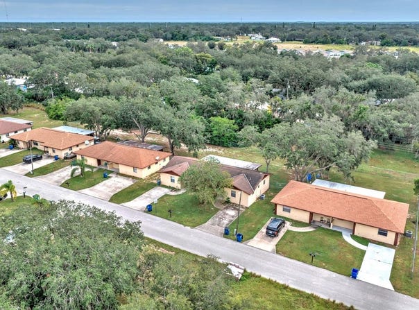 2118+2120 WIGHTMAN Avenue, SEBRING, FL 33870