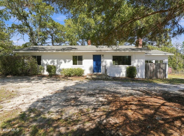 263 Youngs Road, Vass, NC 28394
