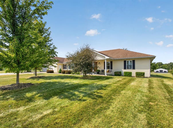 8930 Audrain Road 102, Centralia, MO 65240