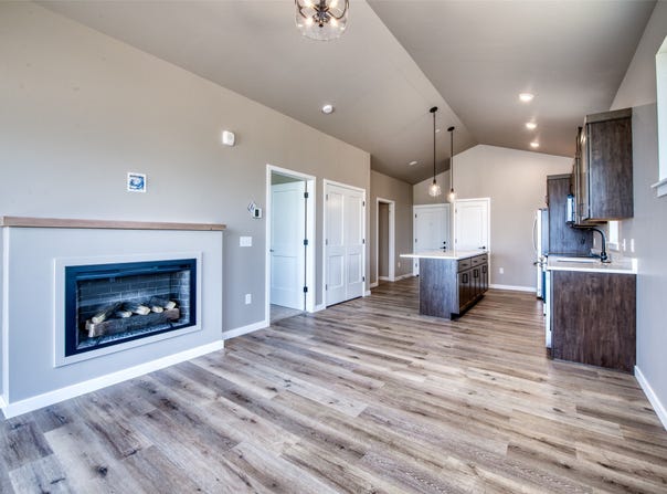 159 Canyon Falls Way, Hamilton, MT 59840
