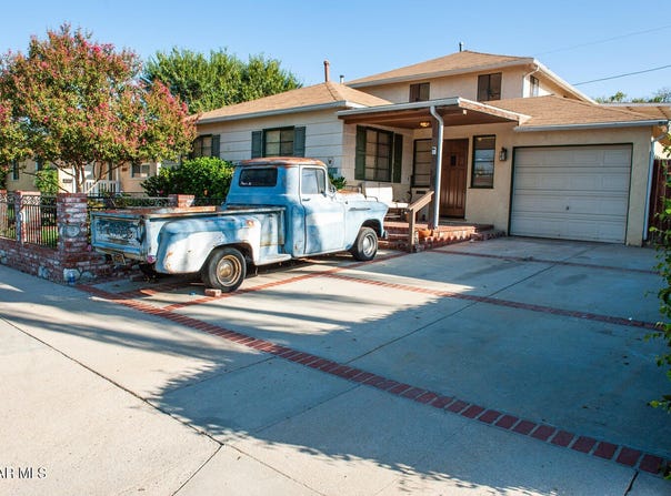 17912 Tiara Street, Encino, CA 91316