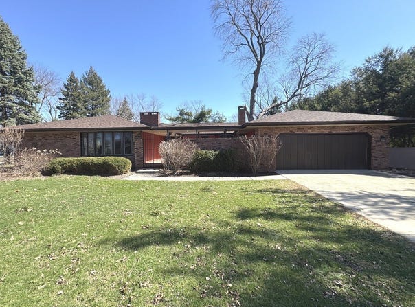 210 S Small Avenue, Kankakee, IL 60901
