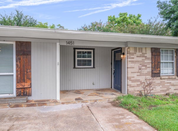 1451 Forrest Drive, Canton, TX 75103