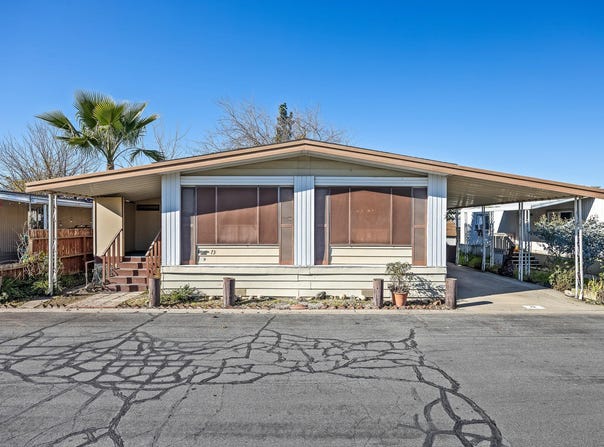 5505 W Tulare Spc 73 Avenue, Visalia, CA 93277
