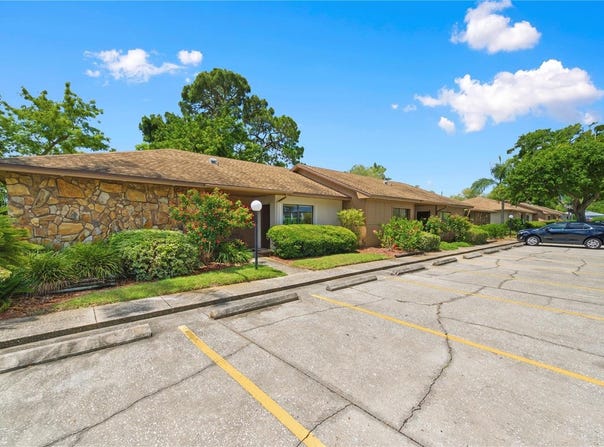 10825 SEMINOLE Boulevard, LARGO, FL 33778