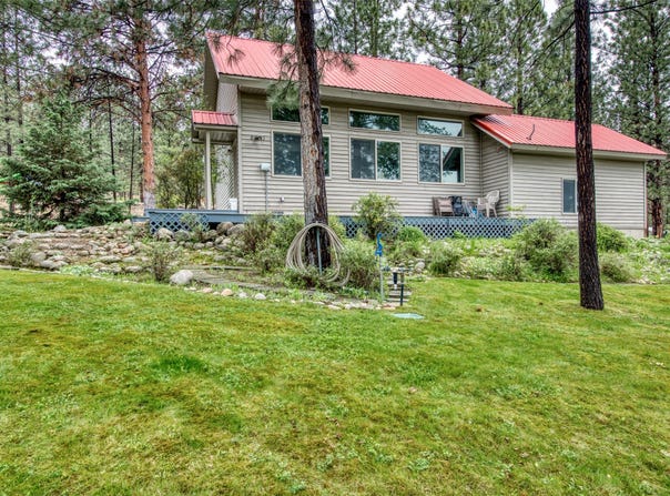 219 Peaceful Drive, Hamilton, MT 59840