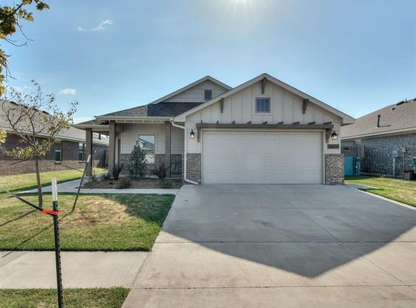 13604 Grass Plain Avenue, Yukon, OK 73099