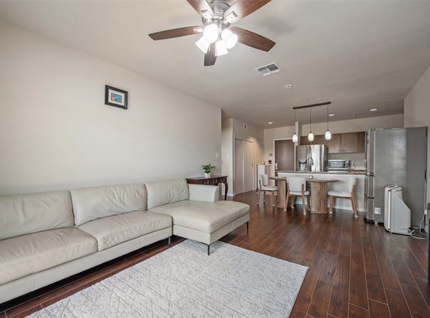 1100 W Trinity Mills Road, Carrollton, TX 75006