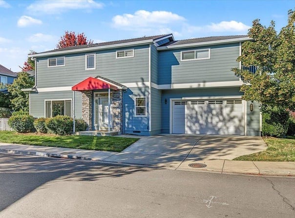 368 Meadow Drive, Ashland, OR 97520
