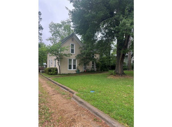 504 1st Street, Terrell, TX 75160