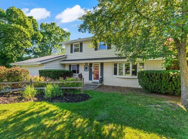 632 Highland Dr, Colgate, WI 53017