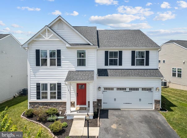 109 EMPEROR Drive, LAKE FREDERICK, VA 22630