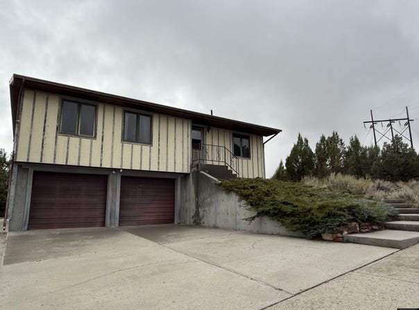 137 Cedar Ridge Drive, Thermopolis, WY 82443