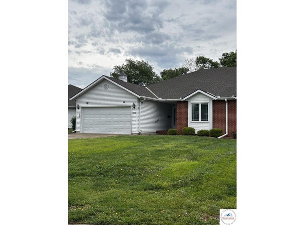 1101 E Watson Parkway, Clinton, MO 64735