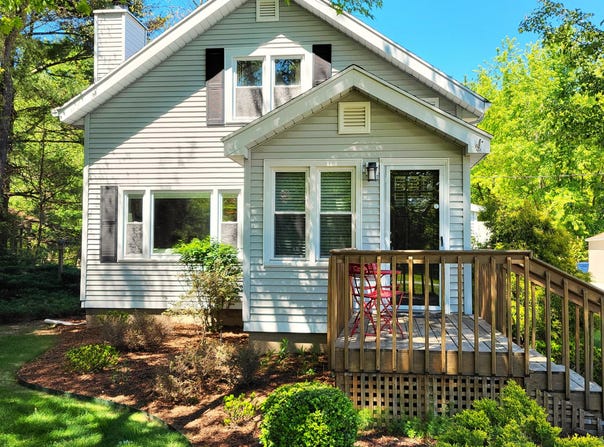 8605 East, Lakeside, MI 49116