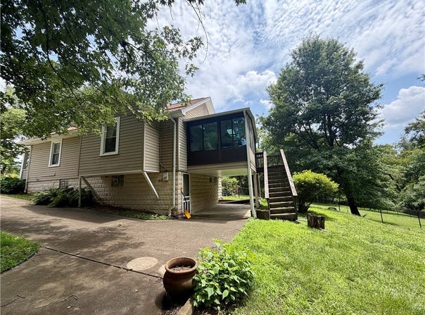 228 Ohio St, Monroeville, PA 15146