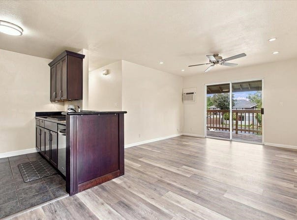 140 UWAPO Rd, Kihei, HI 96753