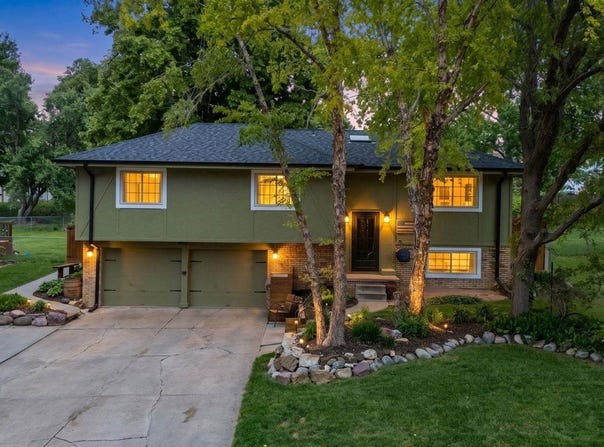 411 Laredo Road, Papillion, NE 68046