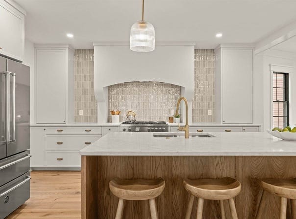 23 College Hill Rd, Somerville, MA 02144