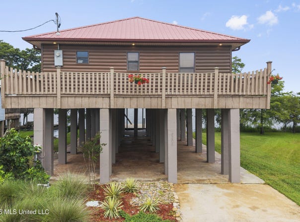 4205 Riverside Drive, Pearlington, MS 39572