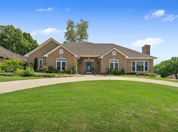 6702 Lakeridge Drive, Texarkana, TX 75503