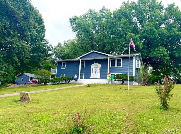 3307 Highway Mm, Hannibal, MO 63401