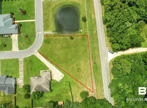 Riverbend Loop, Foley, AL 36535