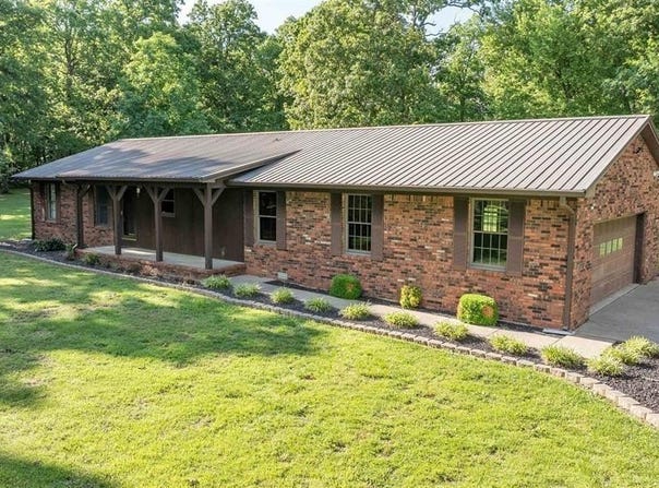 2156 Poor Farm Road, Murray, KY 42071