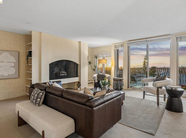 5405 Carlton St, Oakland, CA 94618