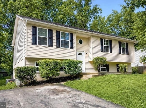 673 RUNNING FOX Road, LUSBY, MD 20657