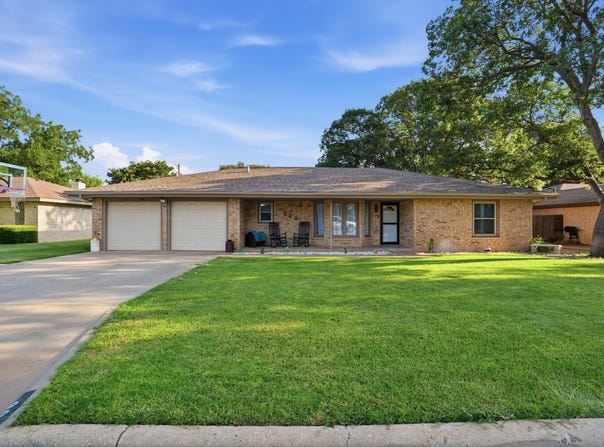 223 E 27th Street, Littlefield, TX 79339