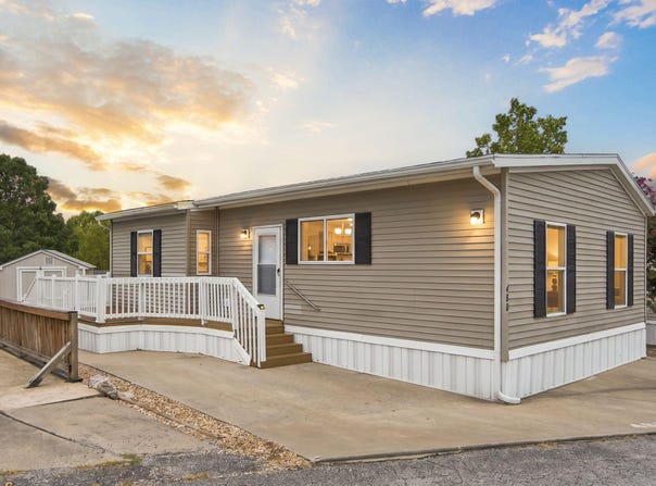 488 Royalty Lane, Branson, MO 65616