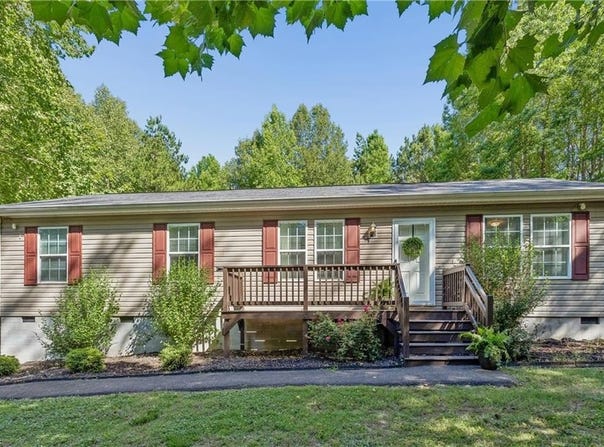 14306 Courthouse Highway, Smithfield, VA 23430