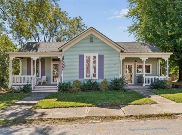 1619 State Street, Lexington, MO 64067