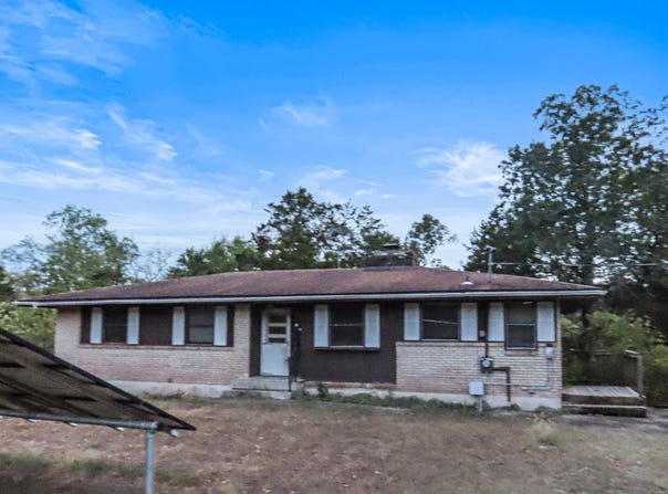 855 Camelot, Cedarcreek, MO 65627