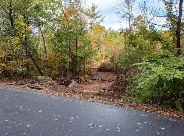 166 Leavitt Road, Augusta, ME 04330