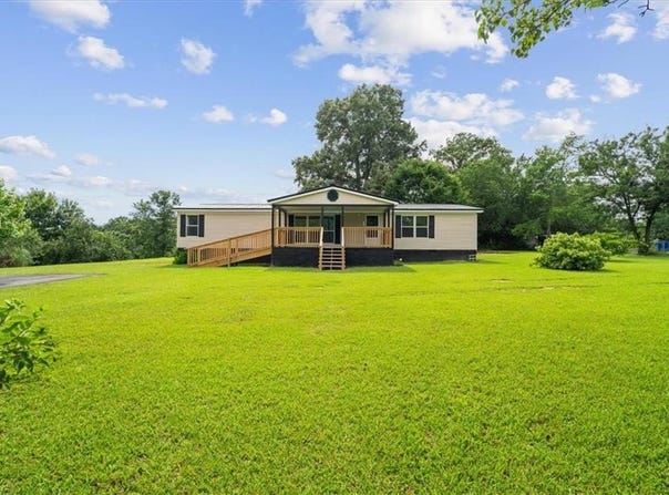 504 Brandon Drive, Resaca, GA 30735