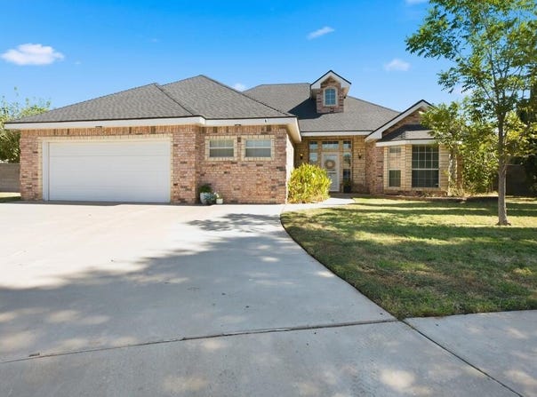 10 NW Sage Circle, Andrews, TX 79714