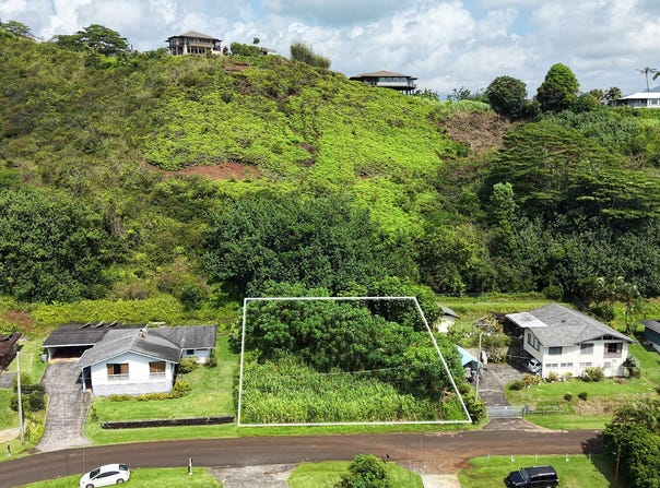 ALEO ST, Kapaa, HI 96746