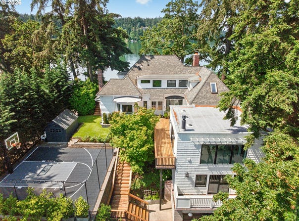 852 NORTHSHORE Rd, LakeOswego, OR 97034