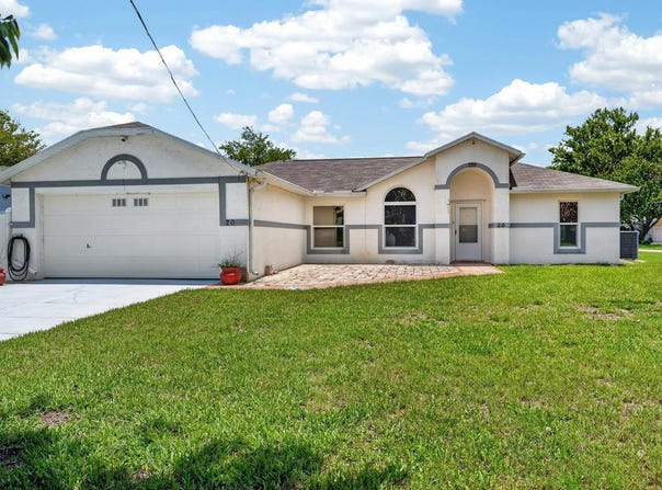 20 LAKE MEADOW Way, ORMOND BEACH, FL 32174