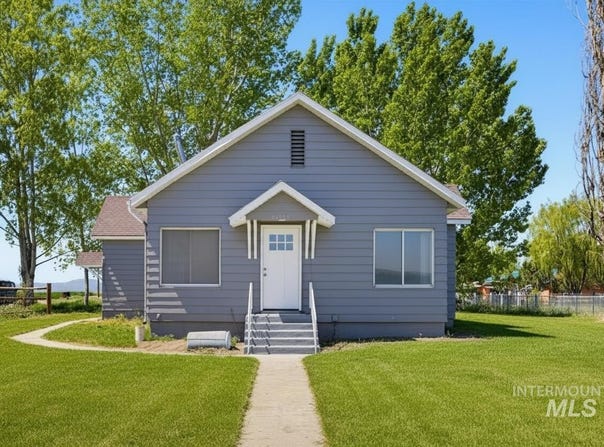 30013 Apple Valley Rd, Parma, ID 83660